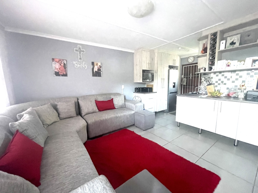 2 Bedroom Property for Sale in Nahoon Valley Park Eastern Cape